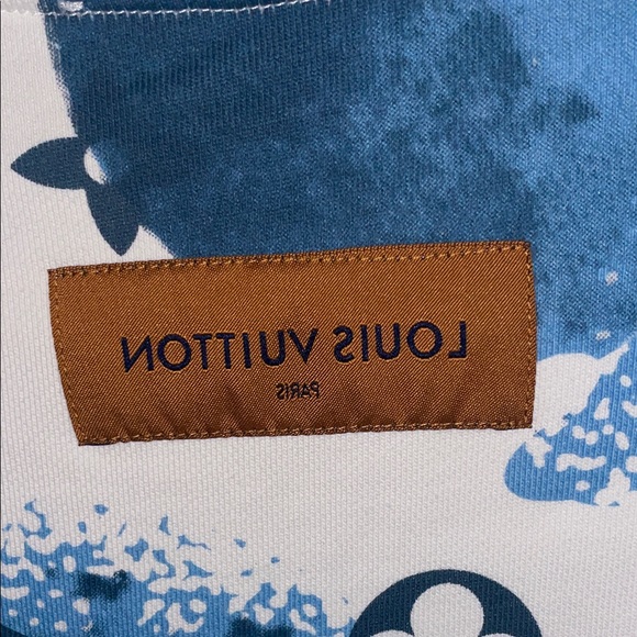 Louis Vuitton White & Blue Monogram Graphic Sweatshirt - Picture 7 of 9